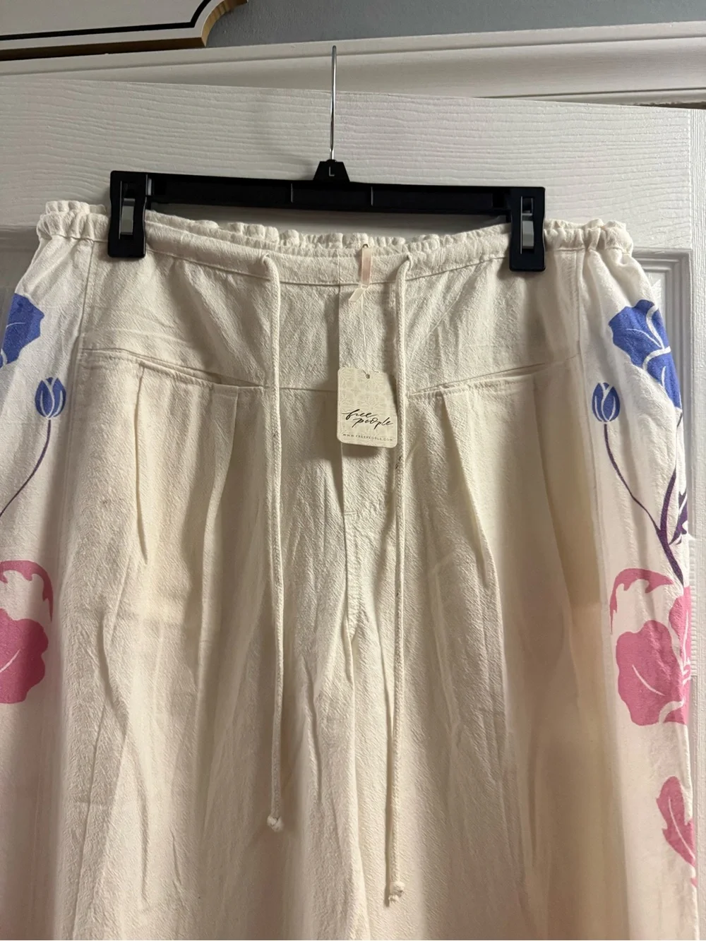 Free People details style